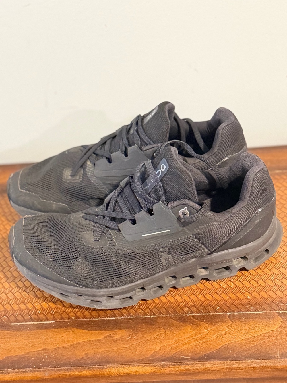 On Running Woman’s Athletic Shoes in Black